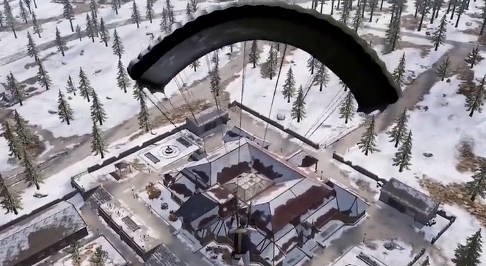 绝地求生如何跳山顶雷达屋顶